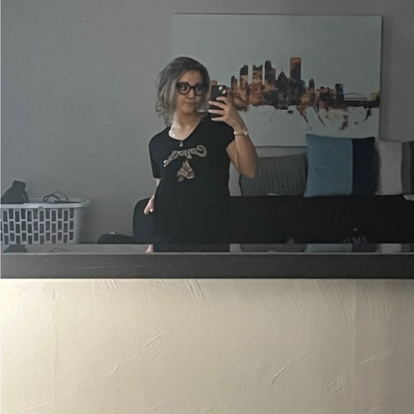 Meet your Posher, Tracy - Picture 1 of 1